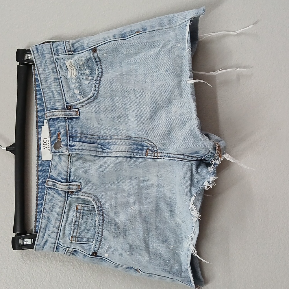 Vici Distressed Button Fly Denim Shorts Size 25
